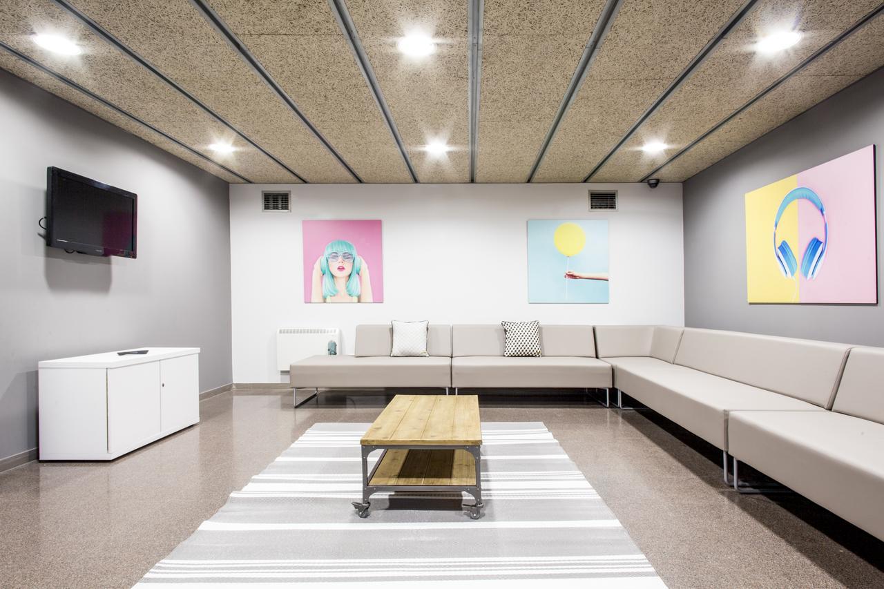 Residencia Universitaria Resa As Burgas Ourense Esterno foto