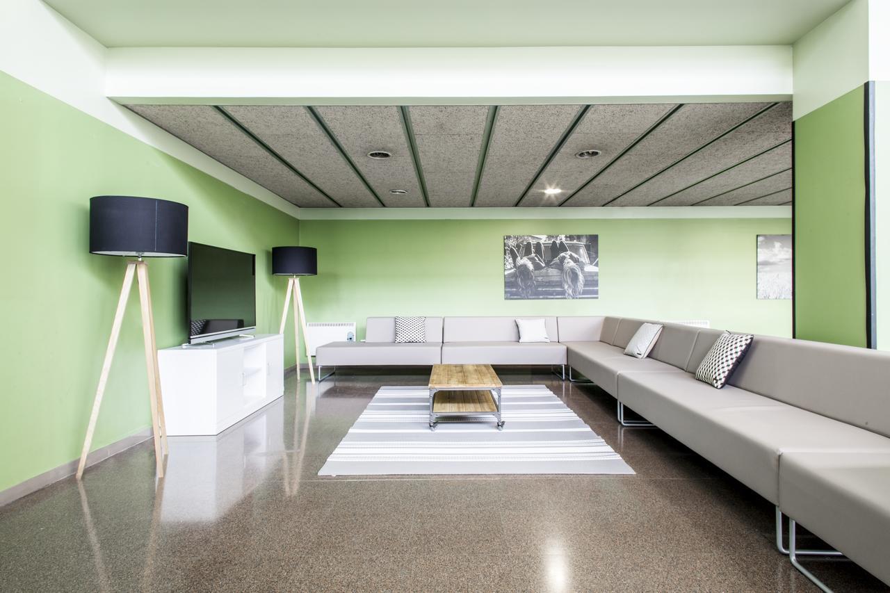 Residencia Universitaria Resa As Burgas Ourense Esterno foto