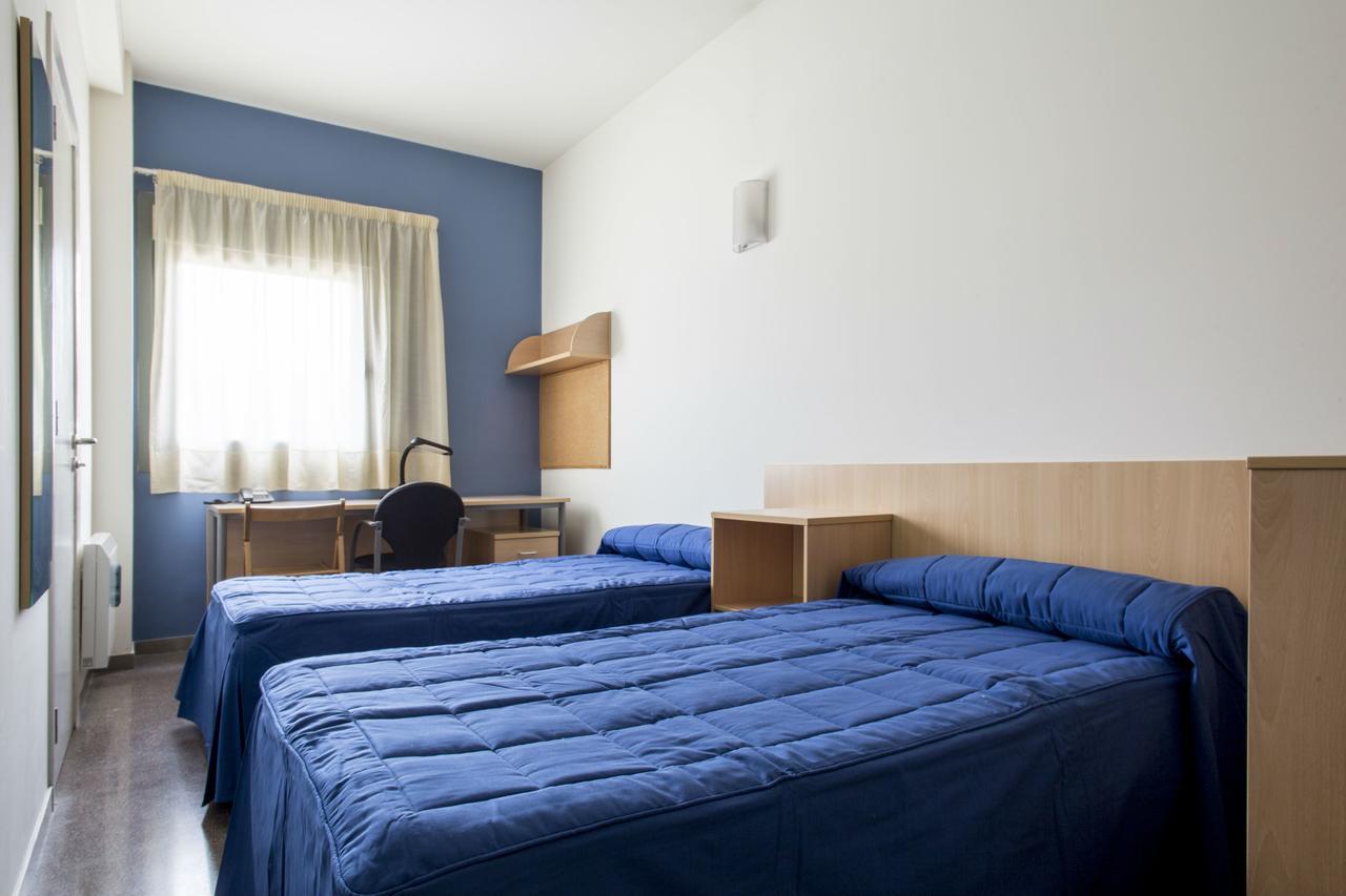 Residencia Universitaria Resa As Burgas Ourense Esterno foto